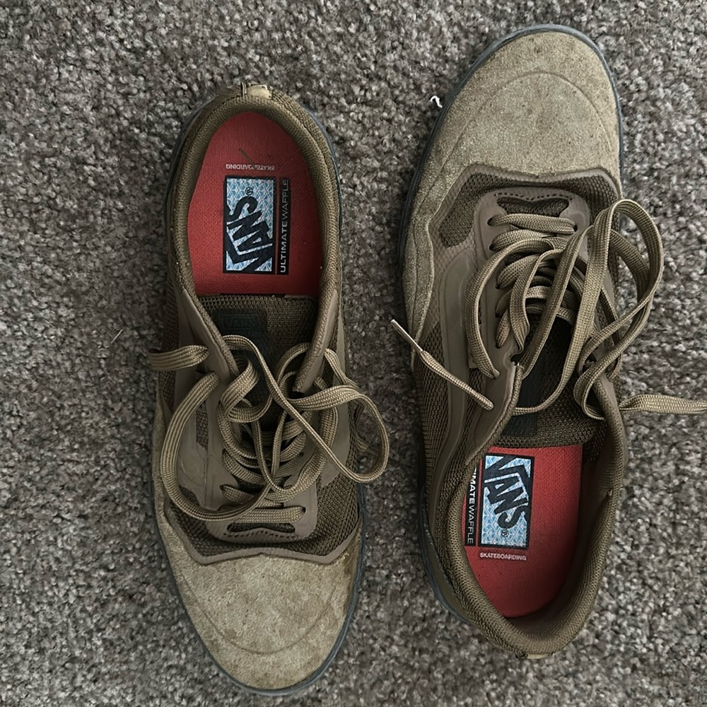 Vans Ultra Range Mens Sneakers Size 10